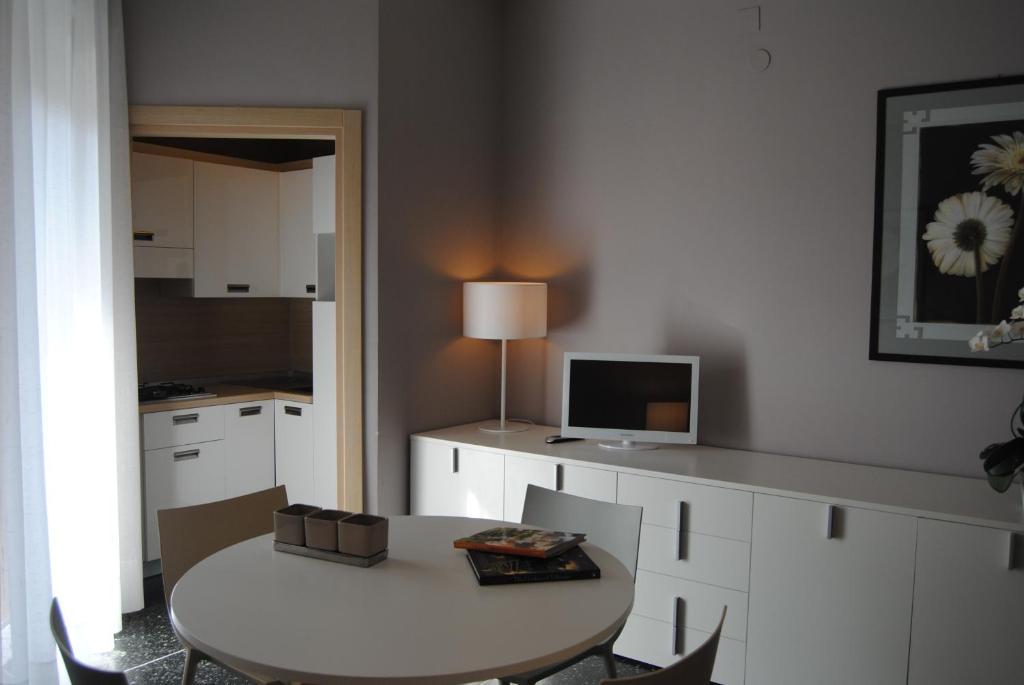 Residence Oliveto Ceriale Eksteriør billede